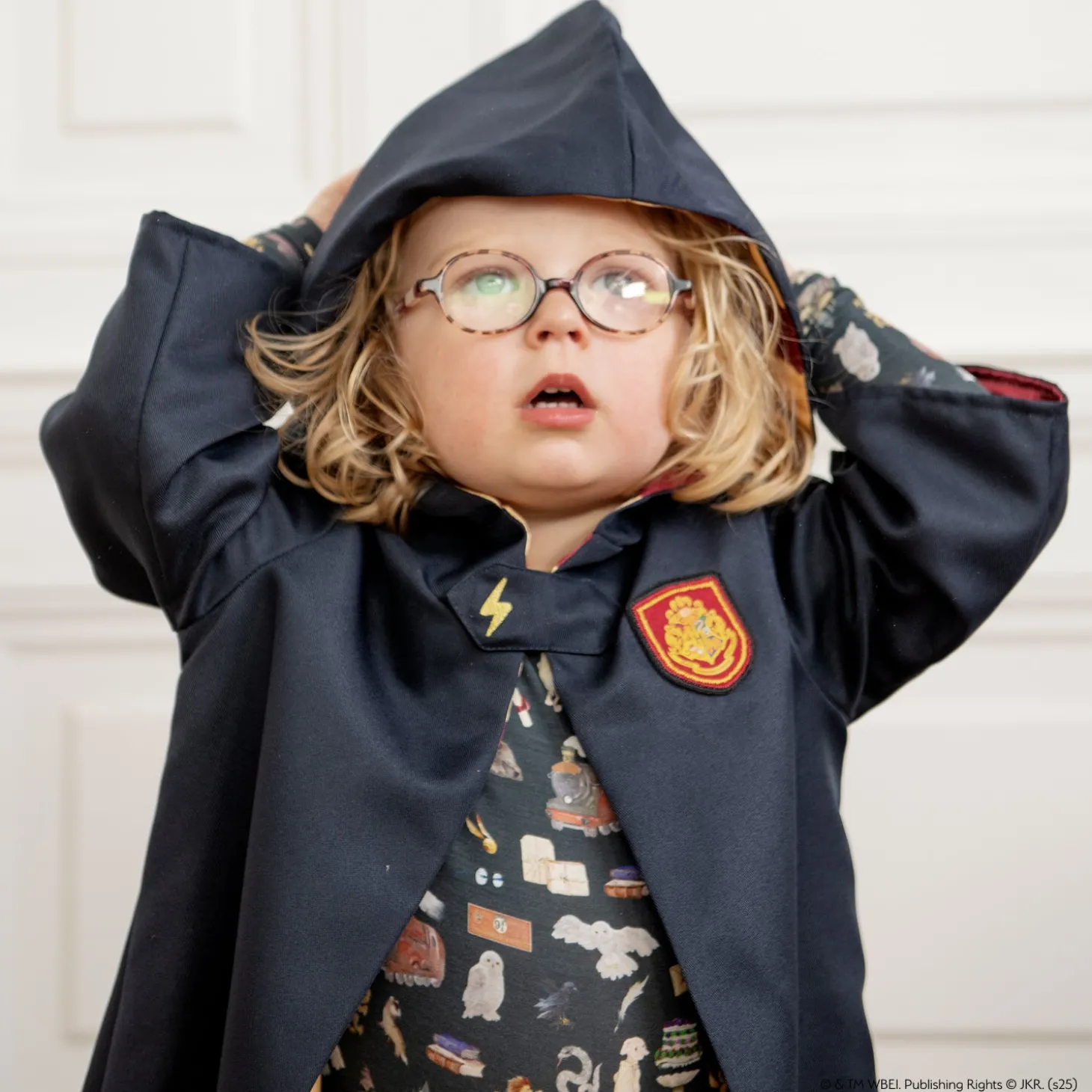 Harry Potter Magnetic Cape