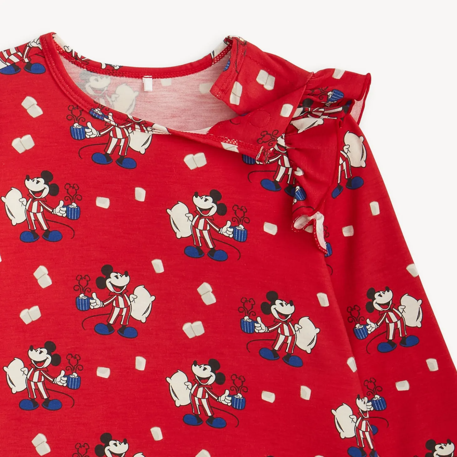 Magnetic Nightgown